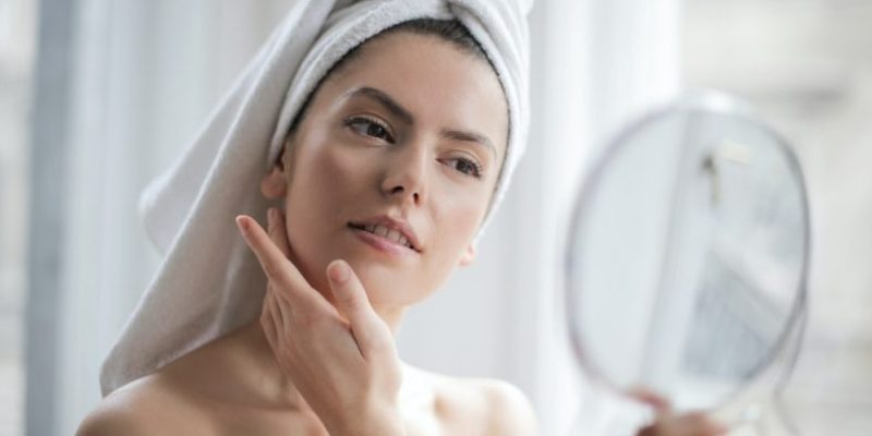 7 dicas de cuidados com a pele sem gastar muito